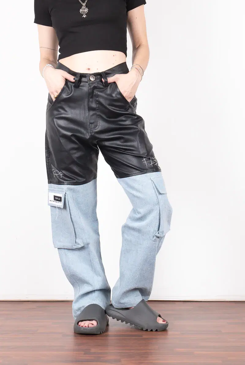 Thumbnail preview #4 for Toffle Segment Denims